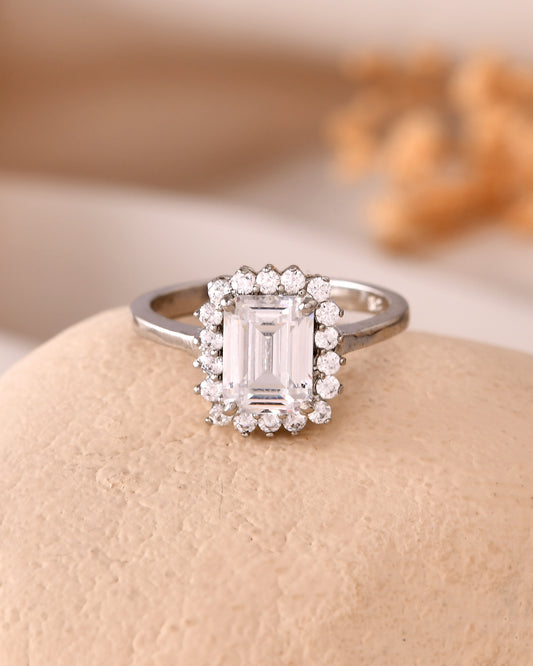 Dazzling Brilliance Halo Ring