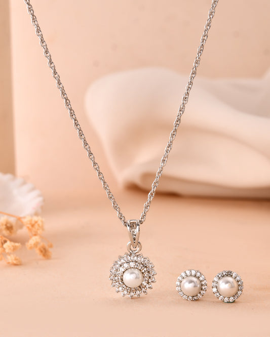 Astra Pearl Pendant Set