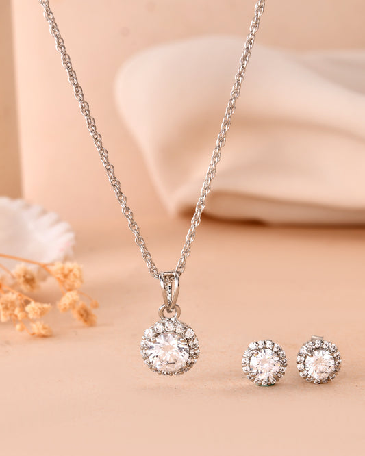 Elara Halo Pendant Set