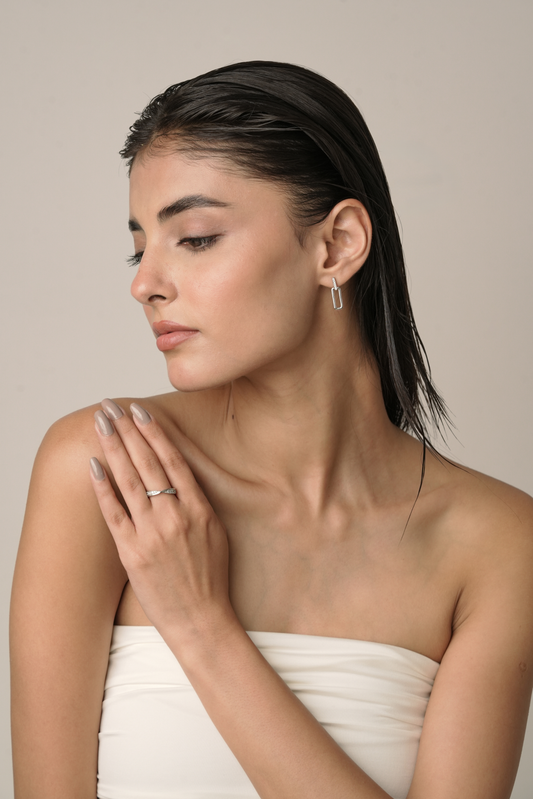 Eternal Twist Ring