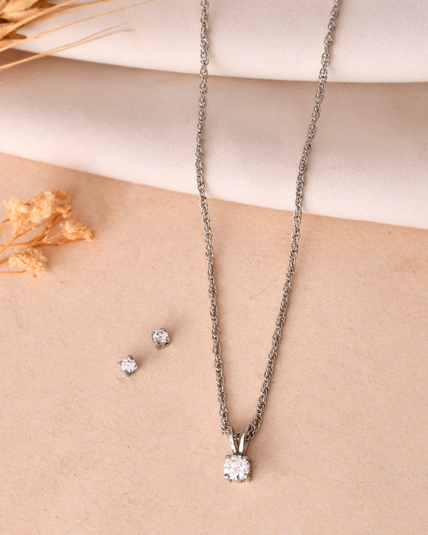 Classic Solitaire Pendant Set